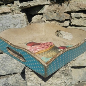 Fa tálca muffinos mintával - otthon & életmód - konyhafelszerelés, tálalás - tálalás - tálca - Meska.hu