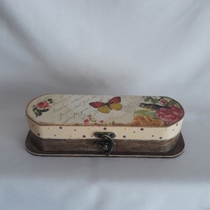 Pillangós tolltartó/ szemüvegtartó/ékszertartó a vintage jegyében - otthon & életmód - papír, írószer - tolltartó & ceruzatekercs - Meska.hu
