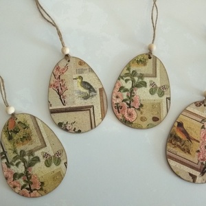 Felakasztható lapos húsvéti fa tojás / asztaldekoráció, Otthon & Életmód, Dekoráció, Fali és függő dekoráció, Függődísz, Decoupage, transzfer és szalvétatechnika, Festett tárgyak, MESKA