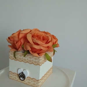 Virágbox / asztaldísz fa dobozban vintage narancs  árnyalatokkal - otthon & életmód - dekoráció - virágdísz és tartó - virágbox, virágdoboz - Meska.hu