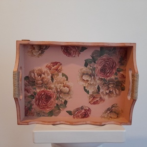 Vintage stílusú rózsás tálca fából, Otthon & Életmód, Konyhafelszerelés, tálalás, Tálalás, Tálca, Decoupage, transzfer és szalvétatechnika, Festett tárgyak, MESKA