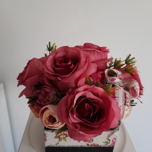 Virágbox / asztaldísz fekete fa dobozban vintage mályva pasztell árnyalatokkal - otthon & életmód - dekoráció - virágdísz és tartó - virágbox, virágdoboz - Meska.hu