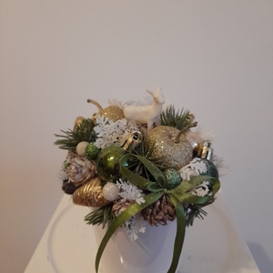 Karácsonyi asztaldísz fehér kerámia kaspóba zöld-arany-fehér színekben - otthon & életmód - dekoráció - asztal és polc dekoráció - asztaldísz - Meska.hu