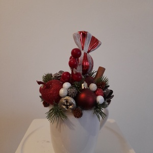 Karácsonyi asztaldísz fehér kerámia kaspóba piros-fehér színekben - otthon & életmód - dekoráció - asztal és polc dekoráció - asztaldísz - Meska.hu