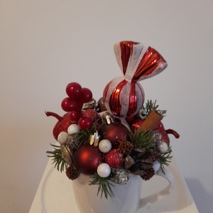 Karácsonyi asztaldísz fehér kerámia kaspóba piros-fehér színekben - otthon & életmód - dekoráció - asztal és polc dekoráció - asztaldísz - Meska.hu