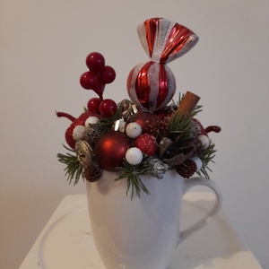 Karácsonyi asztaldísz fehér kerámia kaspóba piros-fehér színekben - otthon & életmód - dekoráció - asztal és polc dekoráció - asztaldísz - Meska.hu