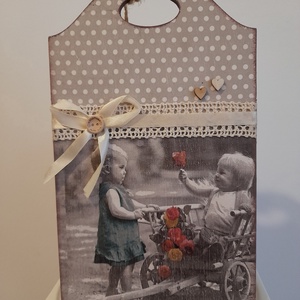 Vintage mintájú fali vagy ajtódísz, Otthon & Életmód, Dekoráció, Ajtó- és ablak dekoráció, Ajtódísz & Kopogtató, Decoupage, transzfer és szalvétatechnika, Festett tárgyak, MESKA