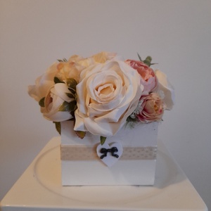 Virágbox / asztaldísz fa dobozban vintage  cappucinó-mályva pasztell árnyalatokkal, Otthon & Életmód, Dekoráció, Virágdísz és tartó, Virágbox, virágdoboz, Virágkötés, MESKA