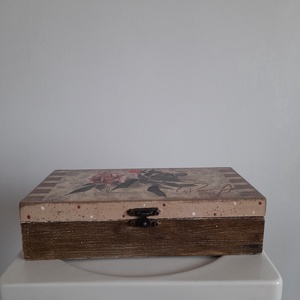  Vintage virág mintás ékszertartó doboz/varrós doboz - ékszer - ékszertartó - ékszerdoboz - Meska.hu