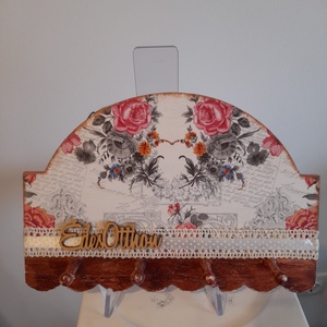 Vintage stílusú virágos kulcstartó vagy ékszertartó Édes otthon felirattal, Otthon & Életmód, Dekoráció, Fali és függő dekoráció, Fali kulcstartó, Decoupage, transzfer és szalvétatechnika, Festett tárgyak, MESKA