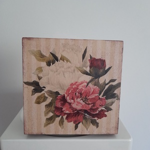  Vintage csokros levendulás teafiltertartó doboz/varrós doboz, Otthon & Életmód, Konyhafelszerelés, tálalás, Konyhai tárolás, Tea & Kávé tárolás, Decoupage, transzfer és szalvétatechnika, Festett tárgyak, MESKA