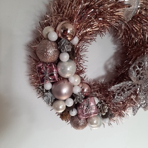 Karácsonyi púderrózsaszín különleges ajtódísz/falidísz - karácsony - adventi díszek - adventi ajtódísz - Meska.hu