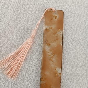 Könyvjelző műgyant�ból - könyv & zene - könyvjelző - Meska.hu