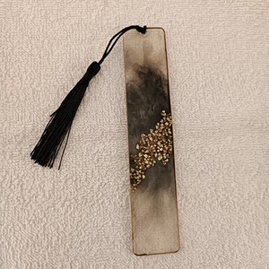 Könyvjelző műgyant�ból - könyv & zene - könyvjelző - Meska.hu