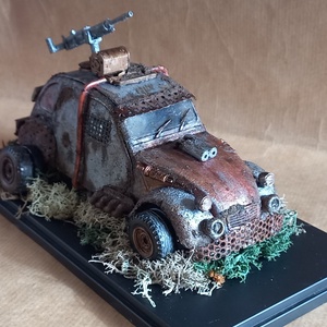 Citron 2 CV 6 Charleston 1982 1:24 Mad Max stilusú dioráma, Játék & Sport, Kisautók, járművek, Játékautó, Fémmegmunkálás, Festett tárgyak, MESKA