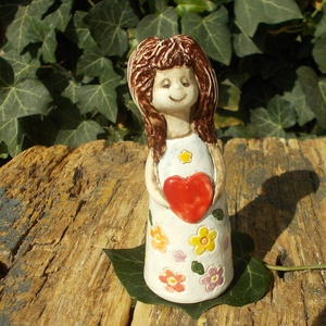 Kicsi lány - művészet - szobor - kerámia - Meska.hu