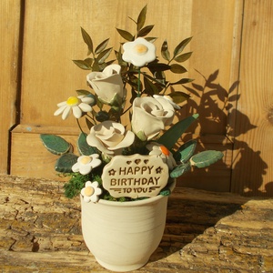 Virágok kaspóban. - otthon & életmód - dekoráció - asztal és polc dekoráció - asztaldísz - Meska.hu