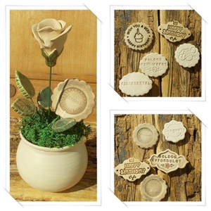 Rózsa kaspóban. - otthon & életmód - dekoráció - asztal és polc dekoráció - asztaldísz - Meska.hu