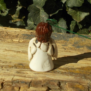 Apró angyalka - művészet - szobor - kerámia - Meska.hu