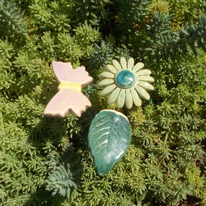 Kék virág pillangóval - otthon & életmód - ház & kert - növény & veteményes - Meska.hu