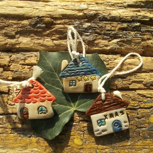 Házikók - karácsony - karácsonyi lakásdekoráció - karácsonyfadíszek - Meska.hu