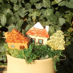 Apró házak fenyőfával - otthon & életmód - ház & kert - kerti dísz - Meska.hu