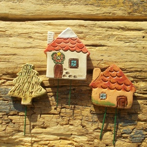 Apró házak fenyőfával - otthon & életmód - ház & kert - kerti dísz - Meska.hu