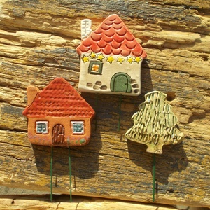 Apró házak fenyőfával - otthon & életmód - ház & kert - kerti dísz - Meska.hu
