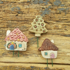 Apró házak fenyőfával - Meska.hu