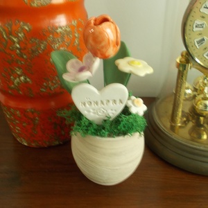 Asztaldísz nőnapra., Otthon & Életmód, Virágdekoráció, Virágdíszek, Virágdísz kaspóban, Kerámia, MESKA