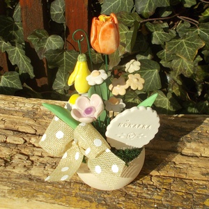 Asztaldísz nőnapra., Otthon & Életmód, Virágdekoráció, Virágdíszek, Virágdísz kaspóban, Kerámia, MESKA