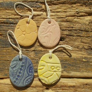 4 db húsvéti tojás, Otthon & Életmód, Dekoráció, Dekoratív figurák és szobrok, Kerámia, MESKA