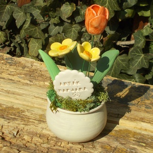 Asztaldísz anyák napjára. - otthon & életmód - virágdekoráció - virágdíszek - virágdísz kaspóban - Meska.hu