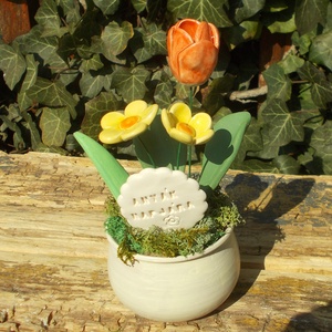 Asztaldísz anyák napjára. - otthon & életmód - virágdekoráció - virágdíszek - virágdísz kaspóban - Meska.hu