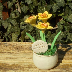 Asztaldísz anyák napjára., Otthon & Életmód, Virágdekoráció, Virágdíszek, Virágdísz kaspóban, Kerámia, MESKA