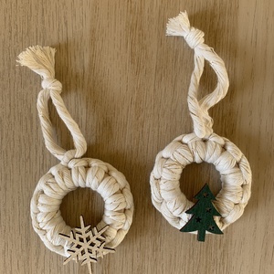 Makramé karácsonyfadísz szett - karácsony - karácsonyi lakásdekoráció - karácsonyfadíszek - Meska.hu