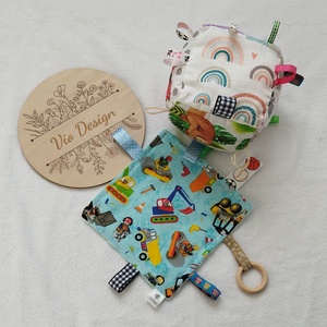 Babakocka és címkekendő  - játék & sport - 3 éves kor alattiaknak - babakocka - Meska.hu