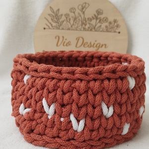 Horgolt kosár  - otthon & életmód - dekoráció - asztal és polc dekoráció - horgolt & csipketerítő - Meska.hu