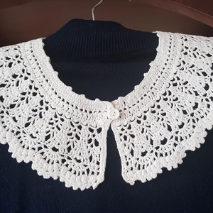 Csipke mintás horgolt gallér fehér - ruha & divat - öv & övcsat - egyéb kellék - Meska.hu