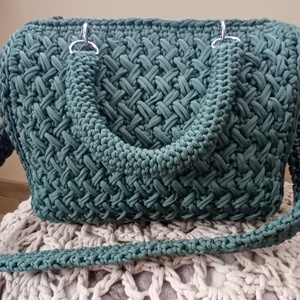 Polieszter zsinórfonalból horgolt kézi és válltáska is válltáska - táska & tok - kézitáska & válltáska - alkalmi táska - Meska.hu