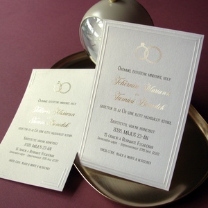 domborított és arany fóliázott minimalista esküvői meghívó, Esküvő, Meghívó & Kártya, Meghívó, Fotó, grafika, rajz, illusztráció, Letisztult, minimalista, trendi, plusz van benne valami különleges - ha egy csepp csillogásra vágys..., MESKA