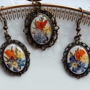 Virágcsokor gyantában. Vintage stílusú gyanta ékszerszett. Természet ihlette egyedi ajándék., Ékszer, Ékszerszett, Ékszerkészítés, MESKA