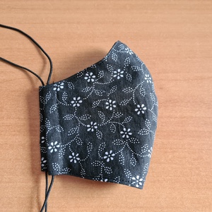 Mosható pamut maszk fekete kékfestő mintás anyagból - Meska.hu