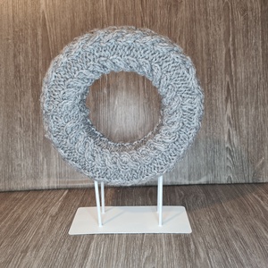Kötött koszorúalap csavart mintával - Meska.hu