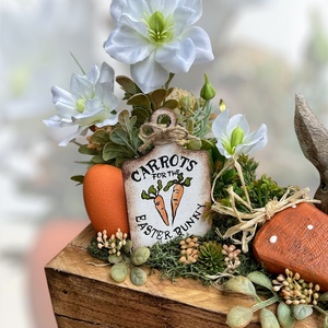 Vidám Húsvéti dekor rusztikus ládikóban, répa farm - ünnepi díszek, dekorációk - húsvéti díszek és dekorációk - húsvéti asztaldíszek - Meska.hu