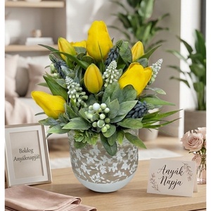 Élethű tavaszi tulipáncsokor - otthon & életmód - virágdekoráció - virágdíszek - virágdísz kaspóban - Meska.hu