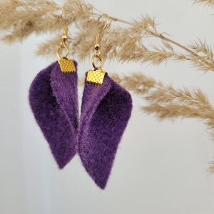 Tündérlevél fülbevaló- padlizsán lila - ékszer - fülbevaló - lógó fülbevaló - Meska.hu