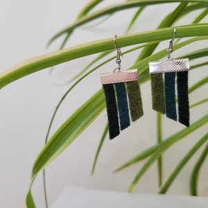 Csíkos szépség,  zöldek - Meska.hu