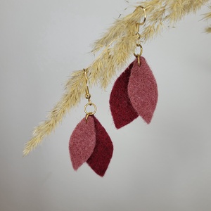 Hajnallevelek aromafülbevaló - bordó, lazac, Ékszer, Fülbevaló, Lógó fülbevaló, Ékszerkészítés, MESKA