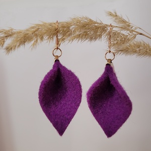 Tündérlevél aromafülbevaló- lila -rozéarany, Ékszer, Fülbevaló, Lógó fülbevaló, Ékszerkészítés, MESKA